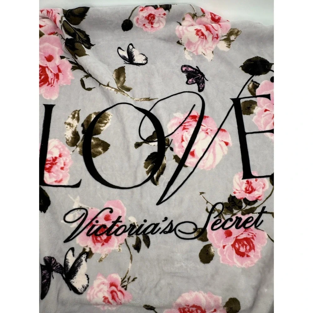 Victoria's Secret Love Floral Rose Butterfly Sherpa Fleece Throw Blanket 50x60